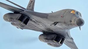 بمب افکن اتمی مافوق صوت B-1 لنسر